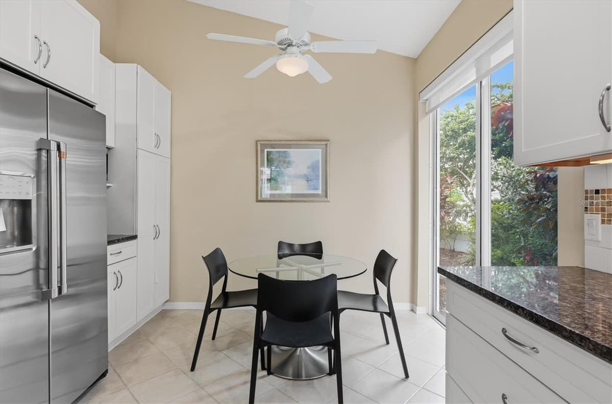 7235 KENSINGTON COURT — photo 15 of 56