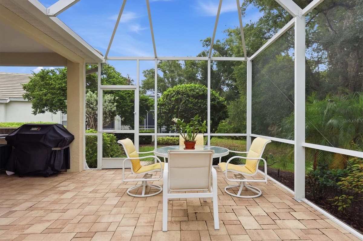 7235 KENSINGTON COURT — photo 29 of 56