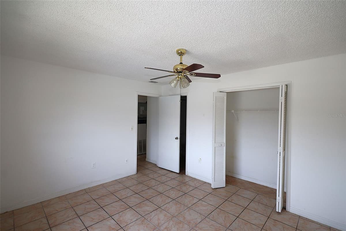4179 SPITFIRE AVENUE — photo 12 of 21