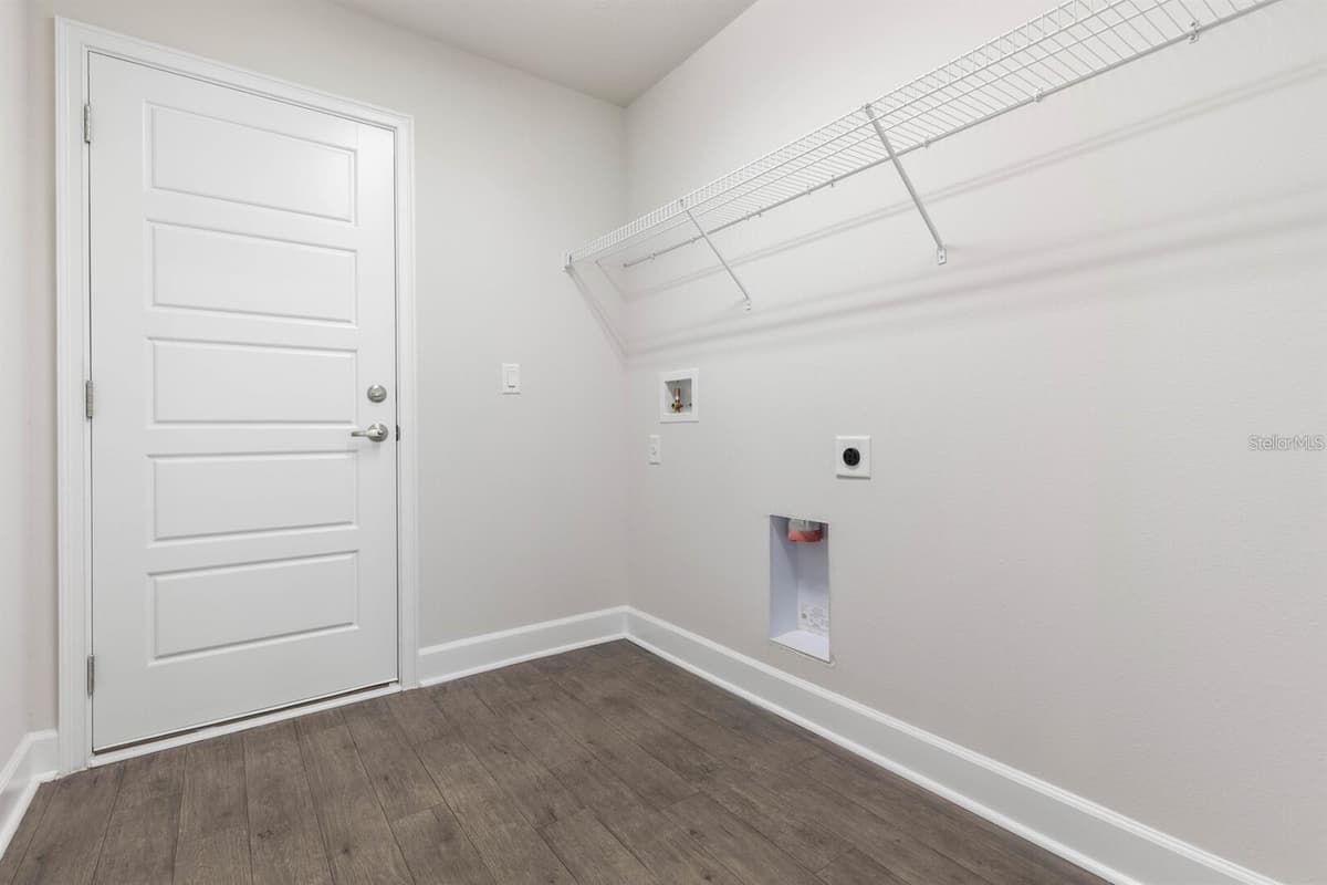 34 RYMSHAW DRIVE — photo 14 of 14