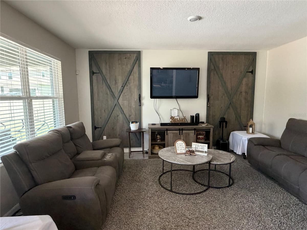 6524 CORAL BERRY DRIVE — photo 15 of 19