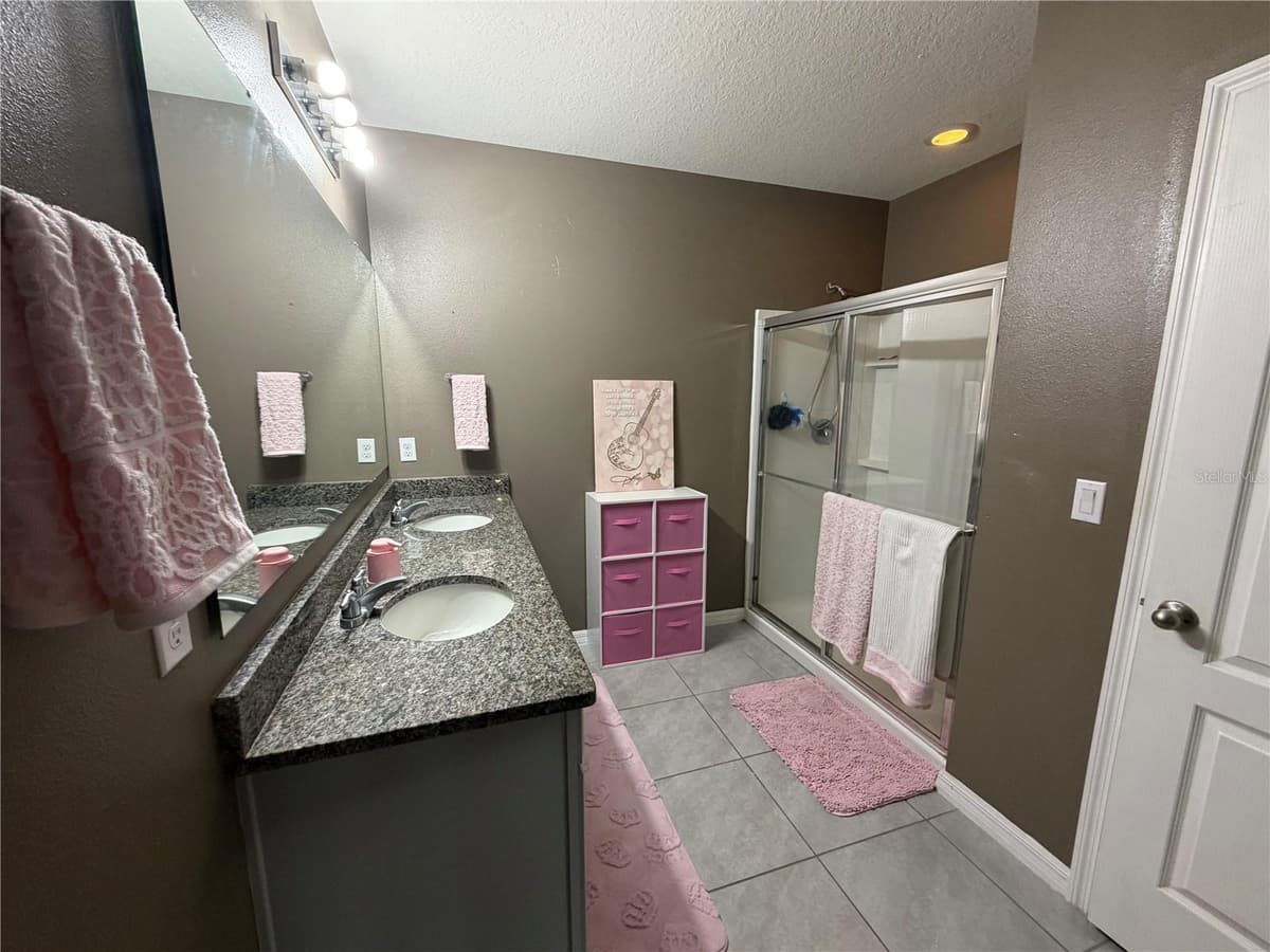 6524 CORAL BERRY DRIVE — photo 6 of 19