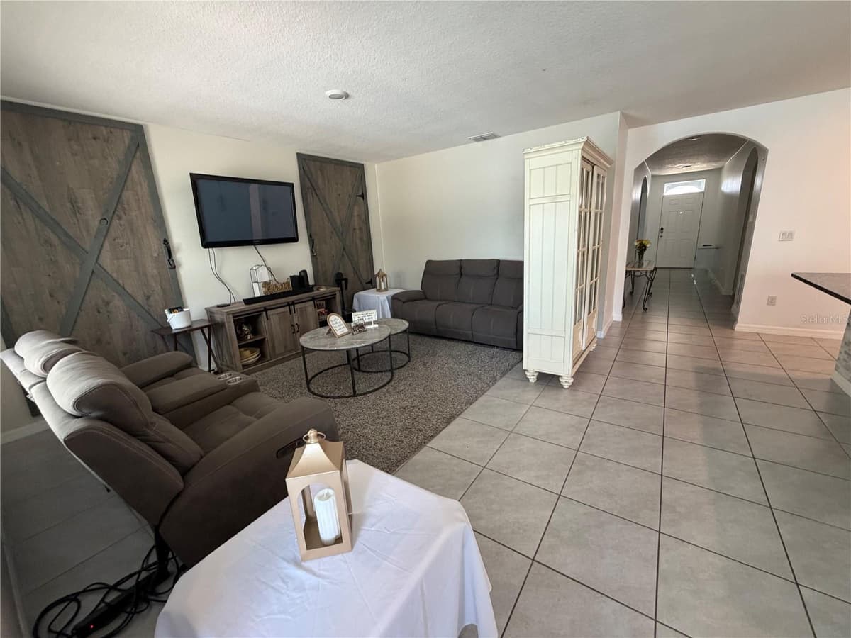 6524 CORAL BERRY DRIVE — photo 16 of 19