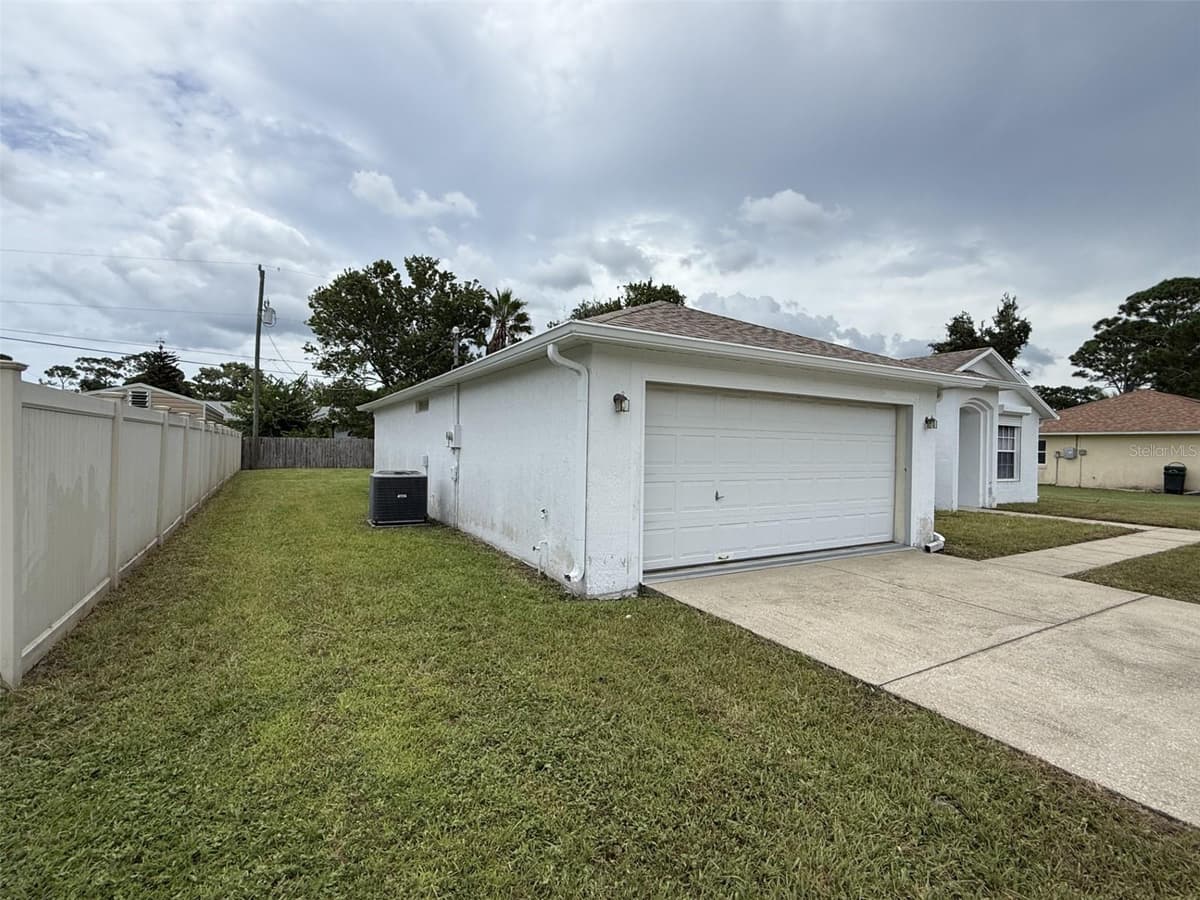 2825 TAMARIND DRIVE — photo 26 of 28