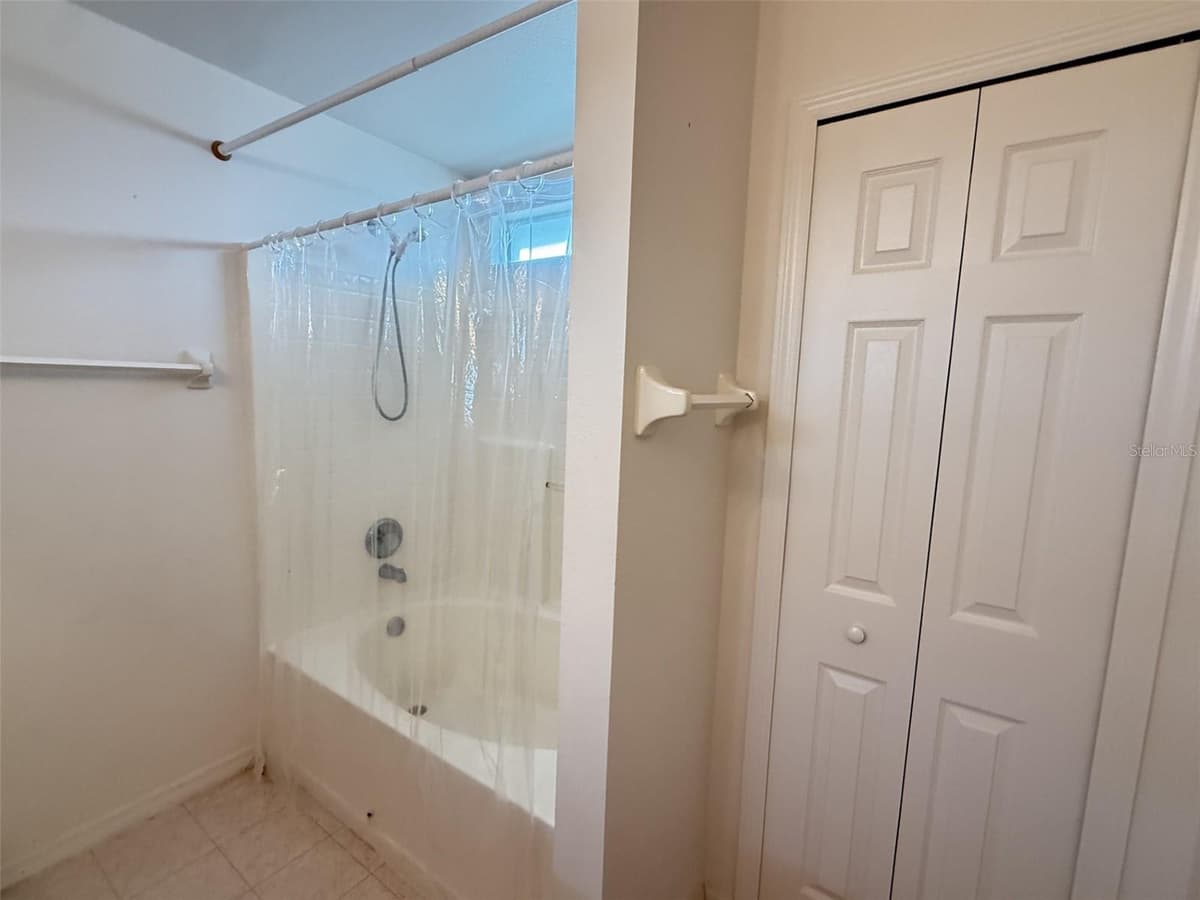 2825 TAMARIND DRIVE — photo 18 of 28