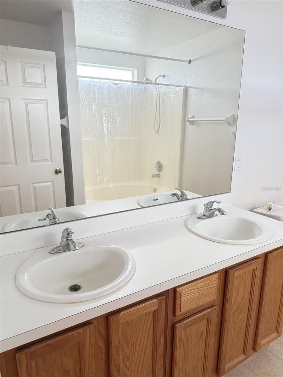2825 TAMARIND DRIVE — photo 17 of 28