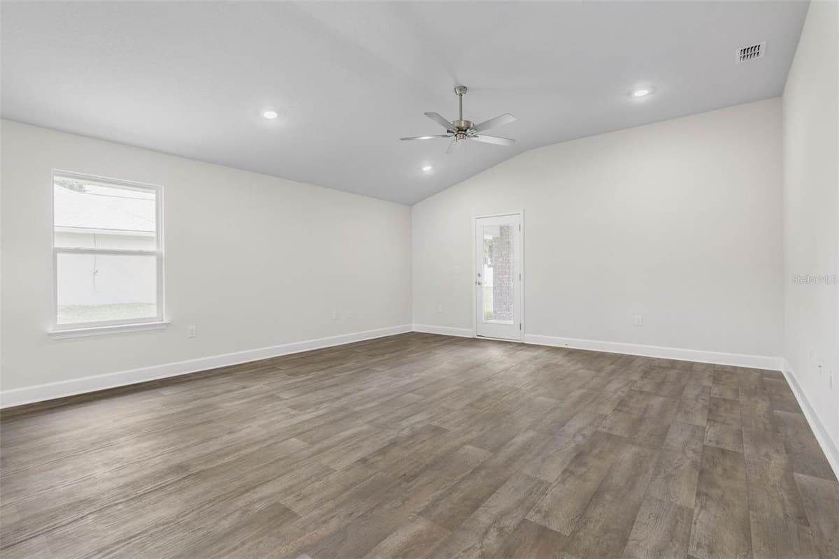 432 UNDERWOOD TRAIL — photo 9 of 27