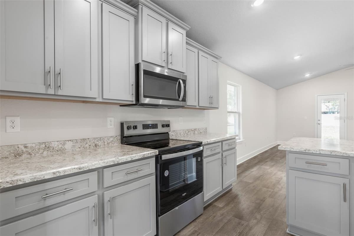 432 UNDERWOOD TRAIL — photo 8 of 27