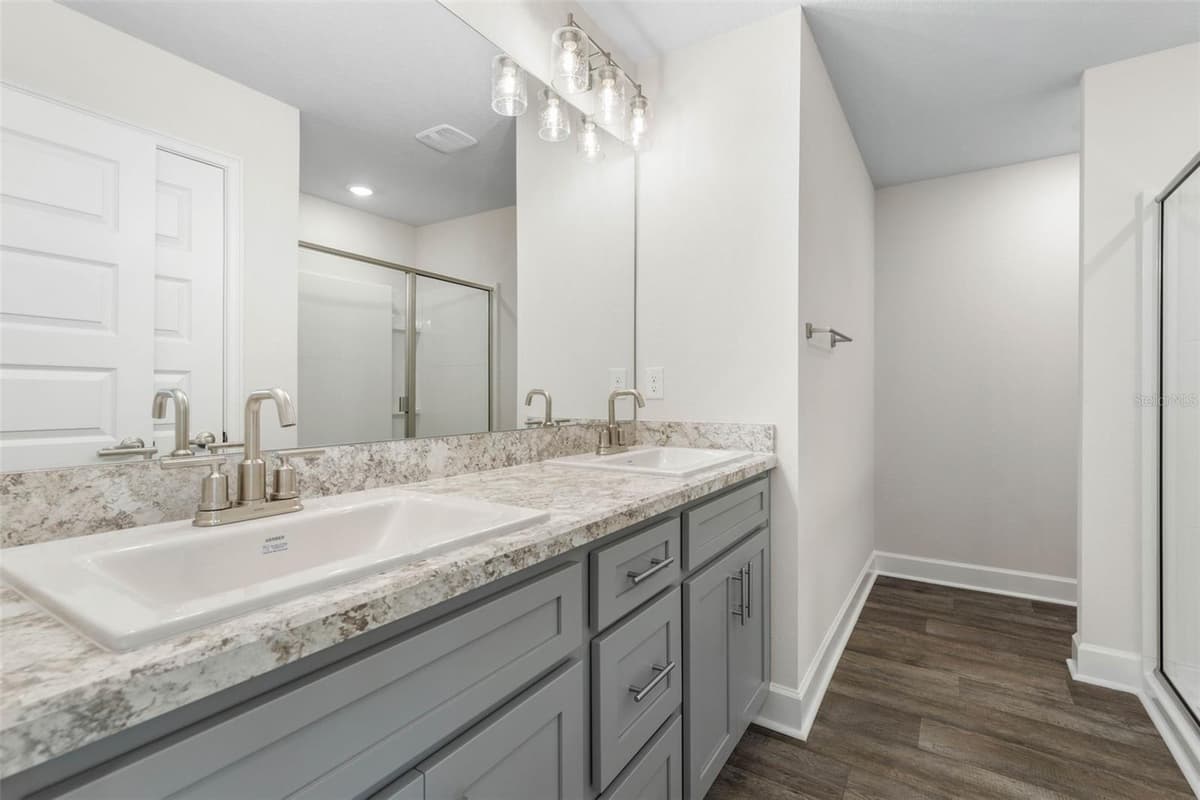 432 UNDERWOOD TRAIL — photo 15 of 27
