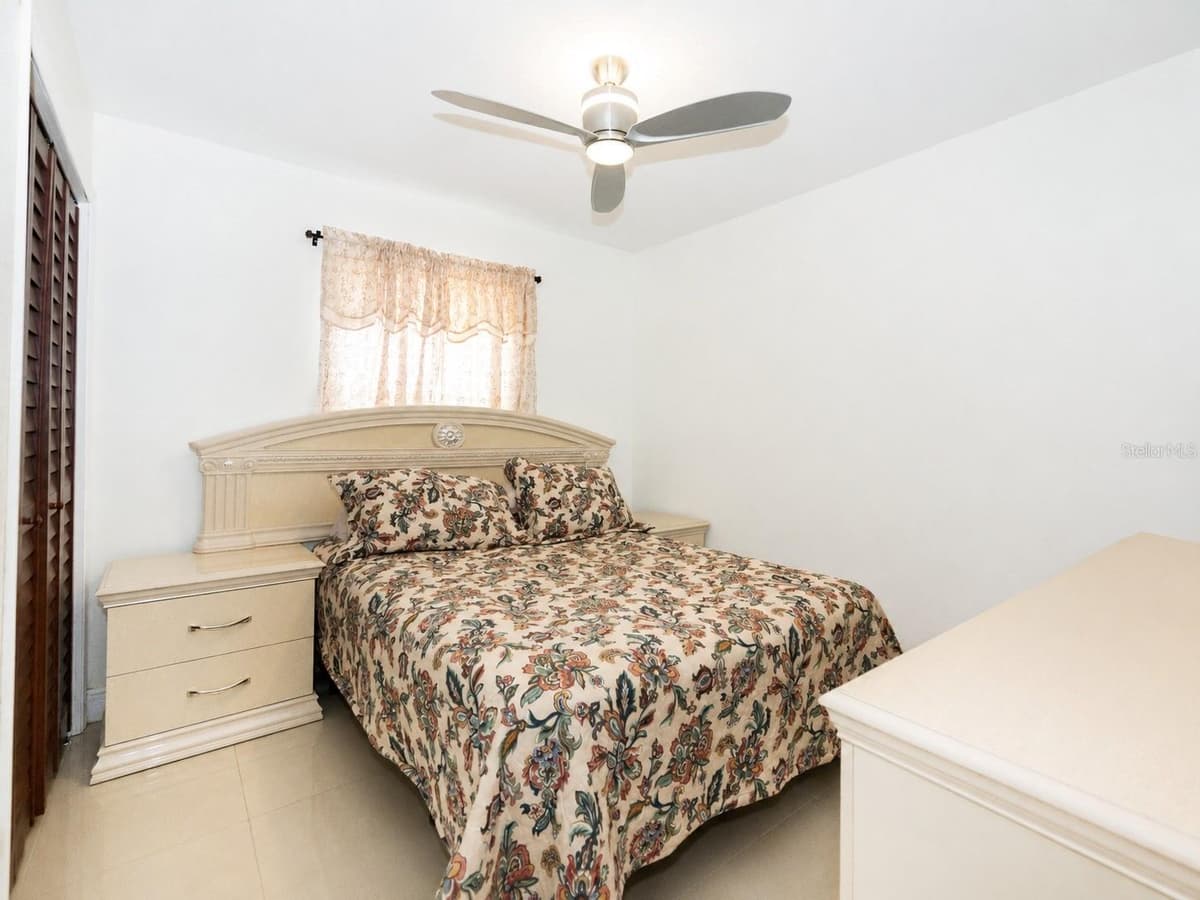 4409 HANNA AVENUE — photo 17 of 31
