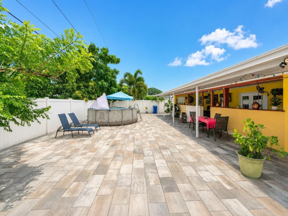 4409 HANNA AVENUE — photo 16 of 31