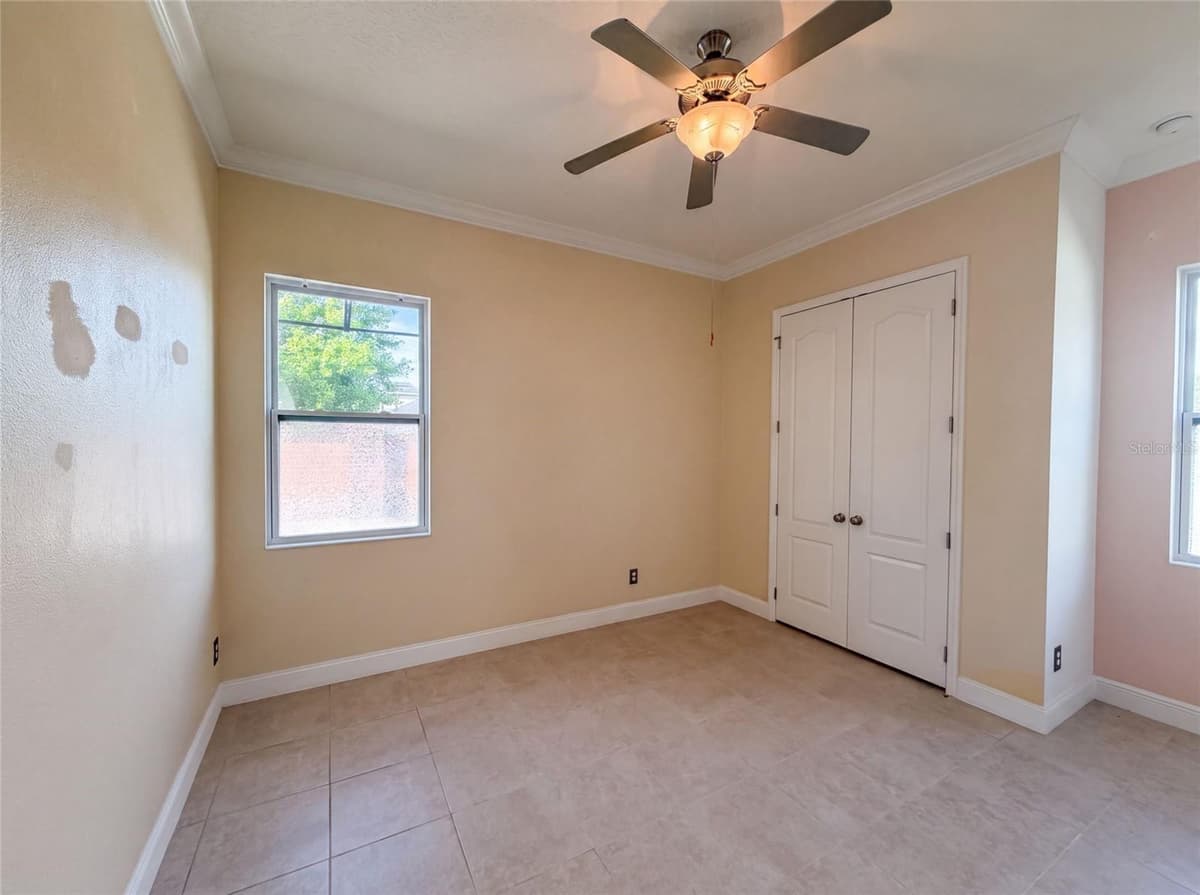 918 BLACKTHORN DRIVE — photo 11 of 28