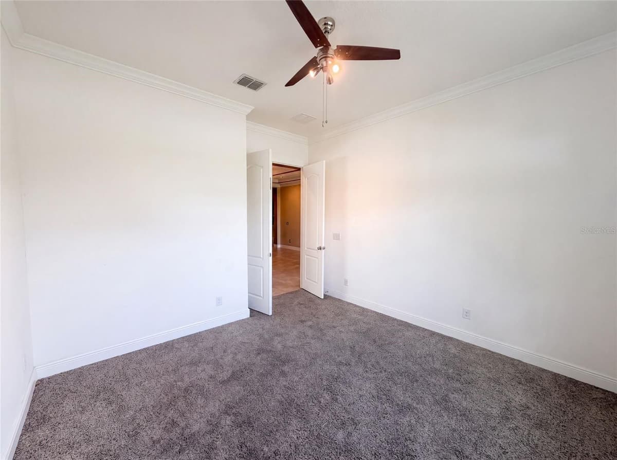 918 BLACKTHORN DRIVE — photo 7 of 28