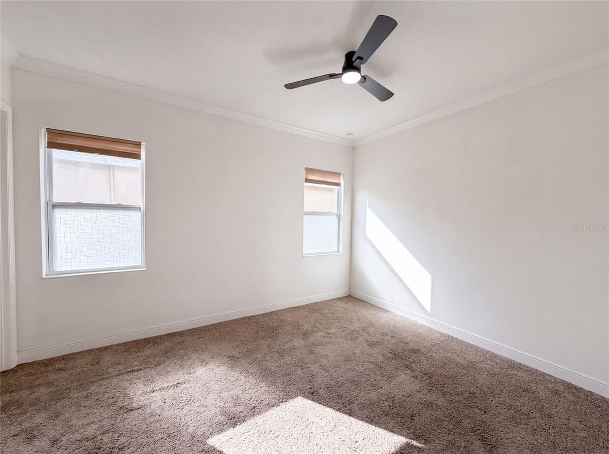 918 BLACKTHORN DRIVE — photo 10 of 28