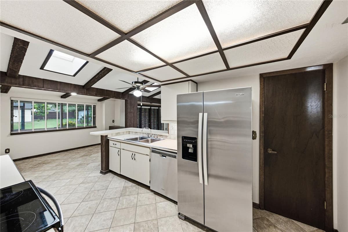 501 BRYAN ROAD — photo 19 of 93