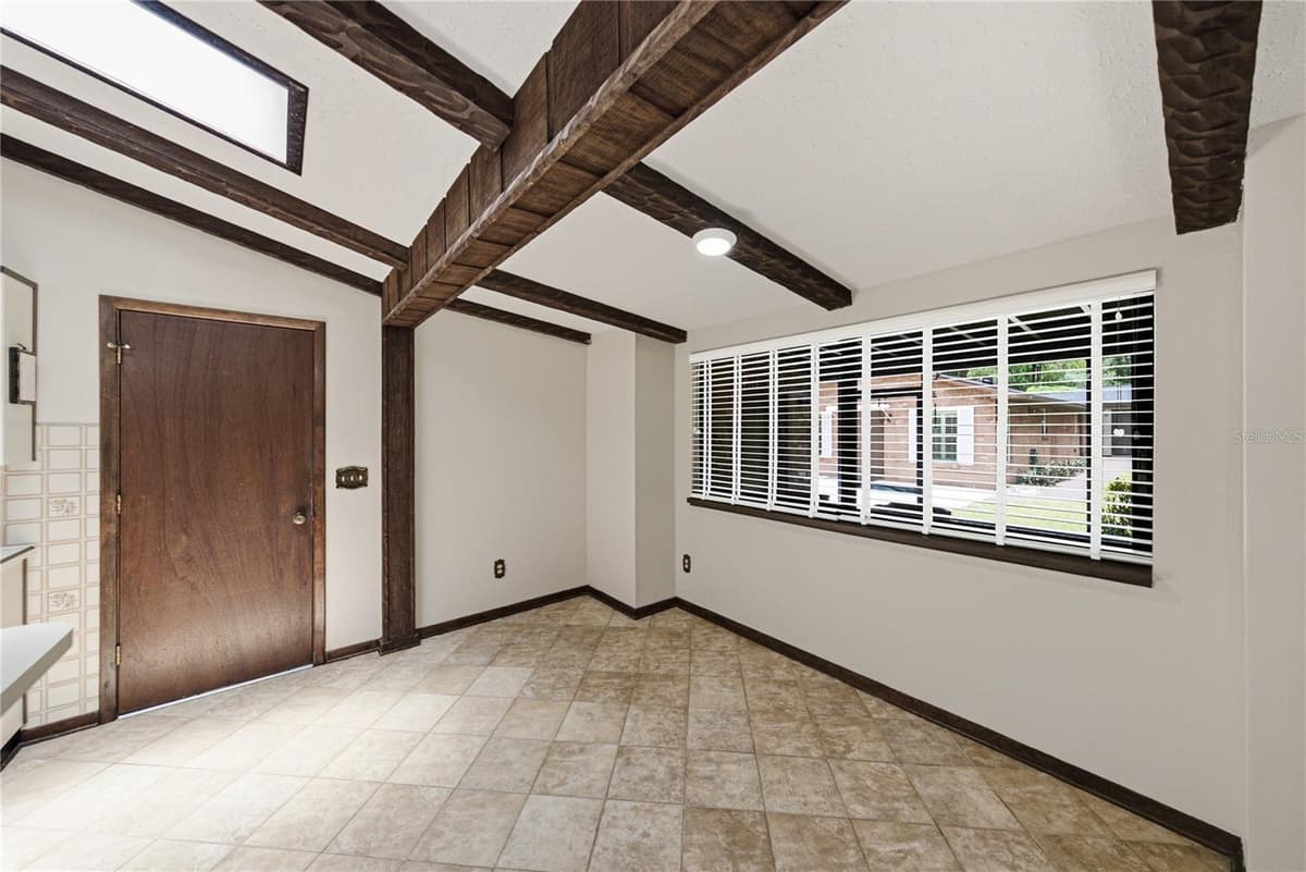 501 BRYAN ROAD — photo 27 of 93
