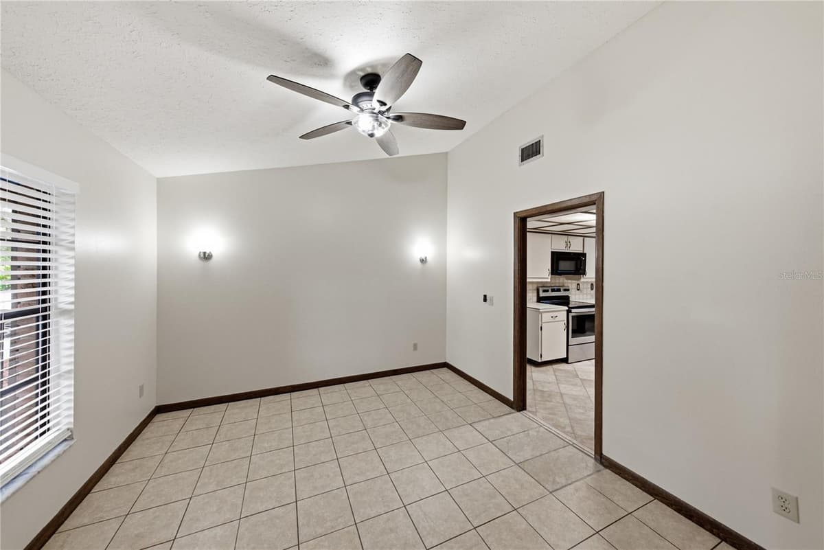501 BRYAN ROAD — photo 13 of 93