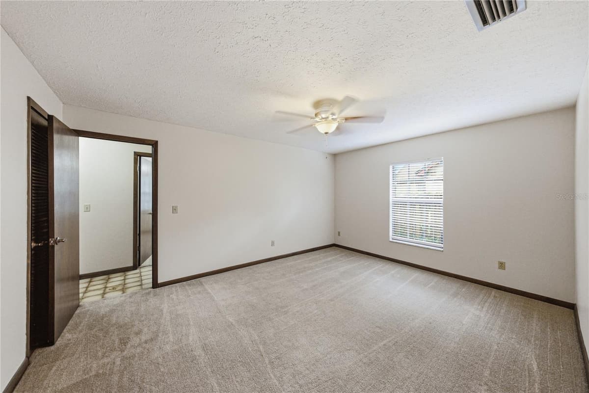 501 BRYAN ROAD — photo 40 of 93