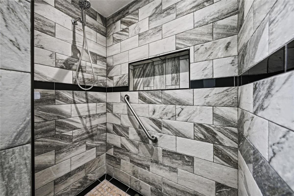 501 BRYAN ROAD — photo 84 of 93