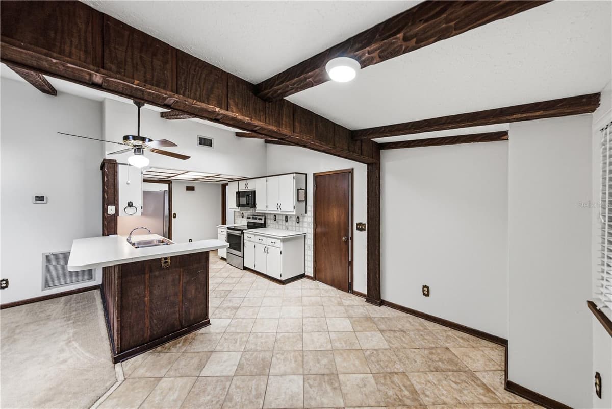 501 BRYAN ROAD — photo 20 of 93