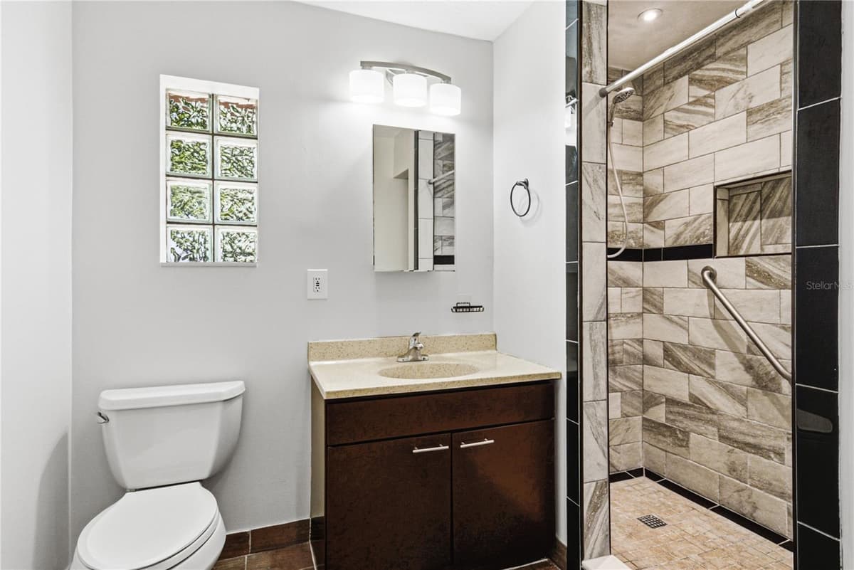 501 BRYAN ROAD — photo 83 of 93