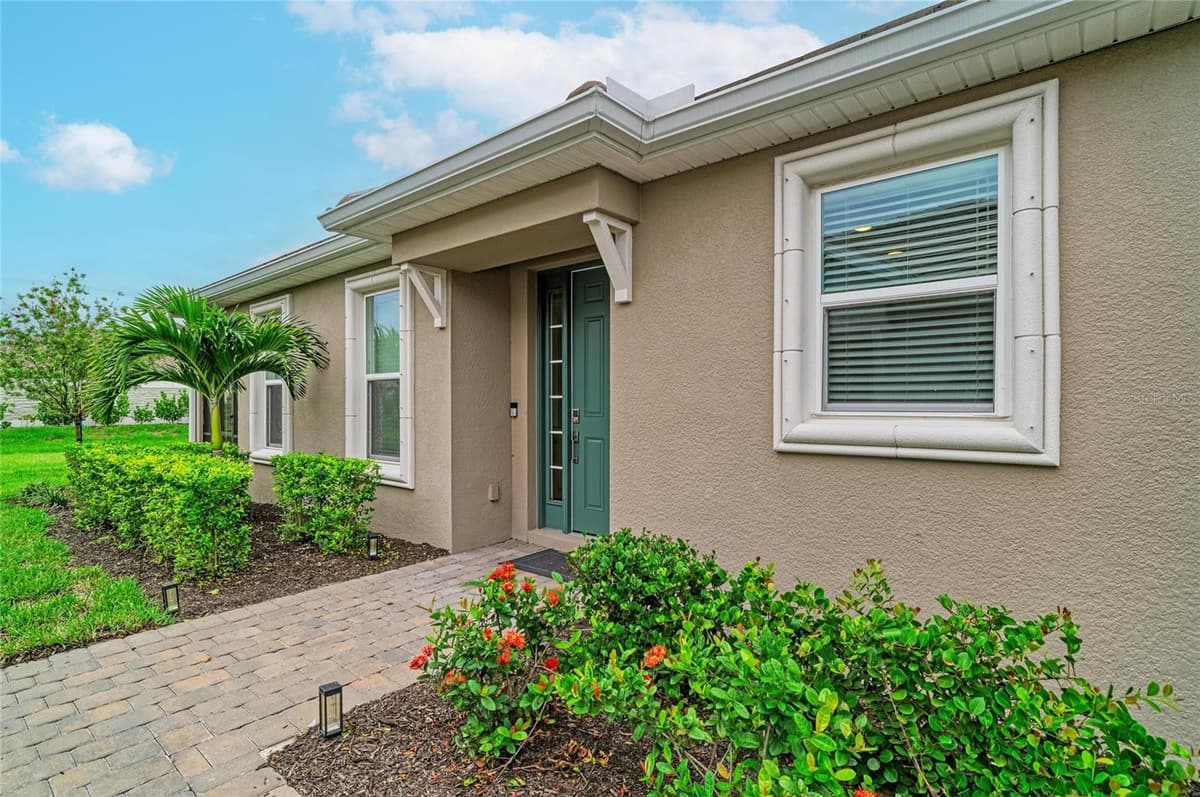 16112 ISOLA PLACE — photo 4 of 56