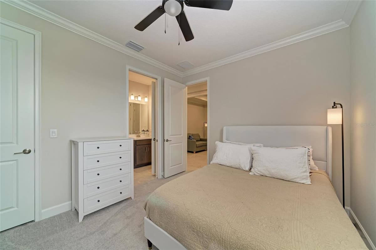 16112 ISOLA PLACE — photo 30 of 56