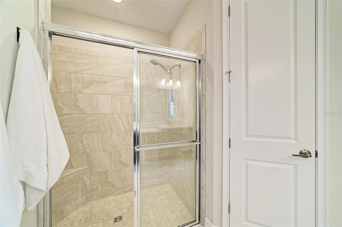16112 ISOLA PLACE — photo 25 of 56