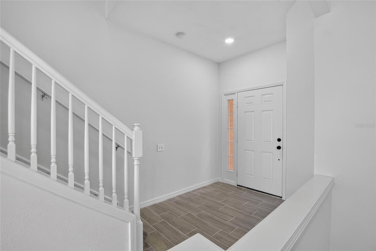 4746 POND RIDGE DRIVE — photo 13 of 30