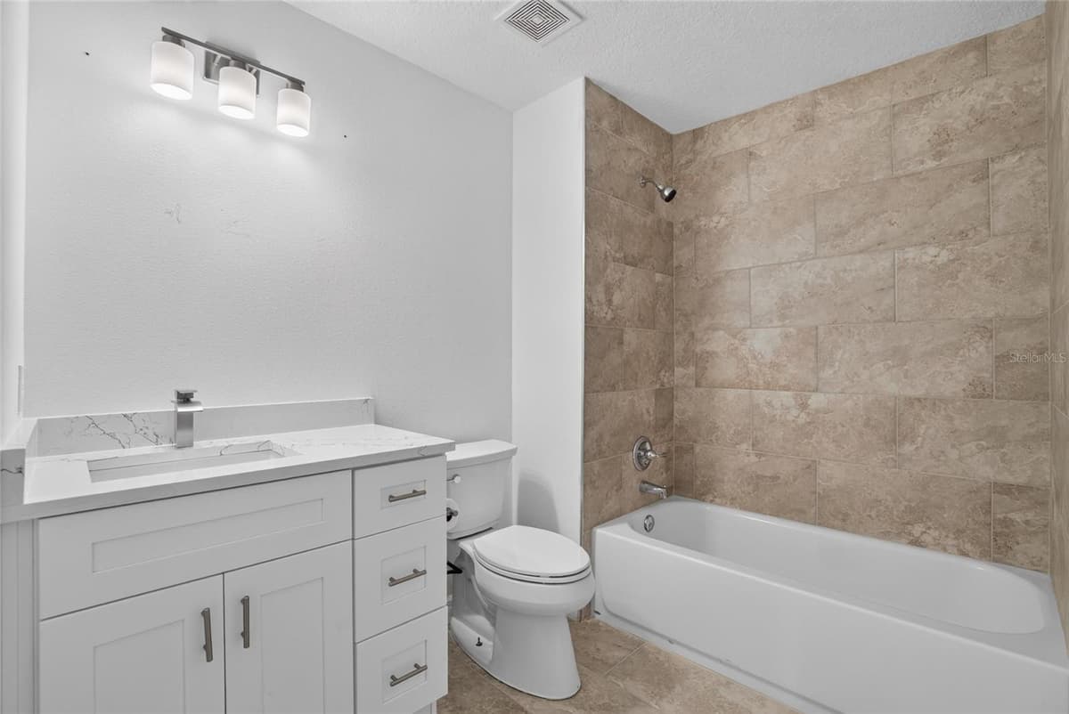 4746 POND RIDGE DRIVE — photo 23 of 30