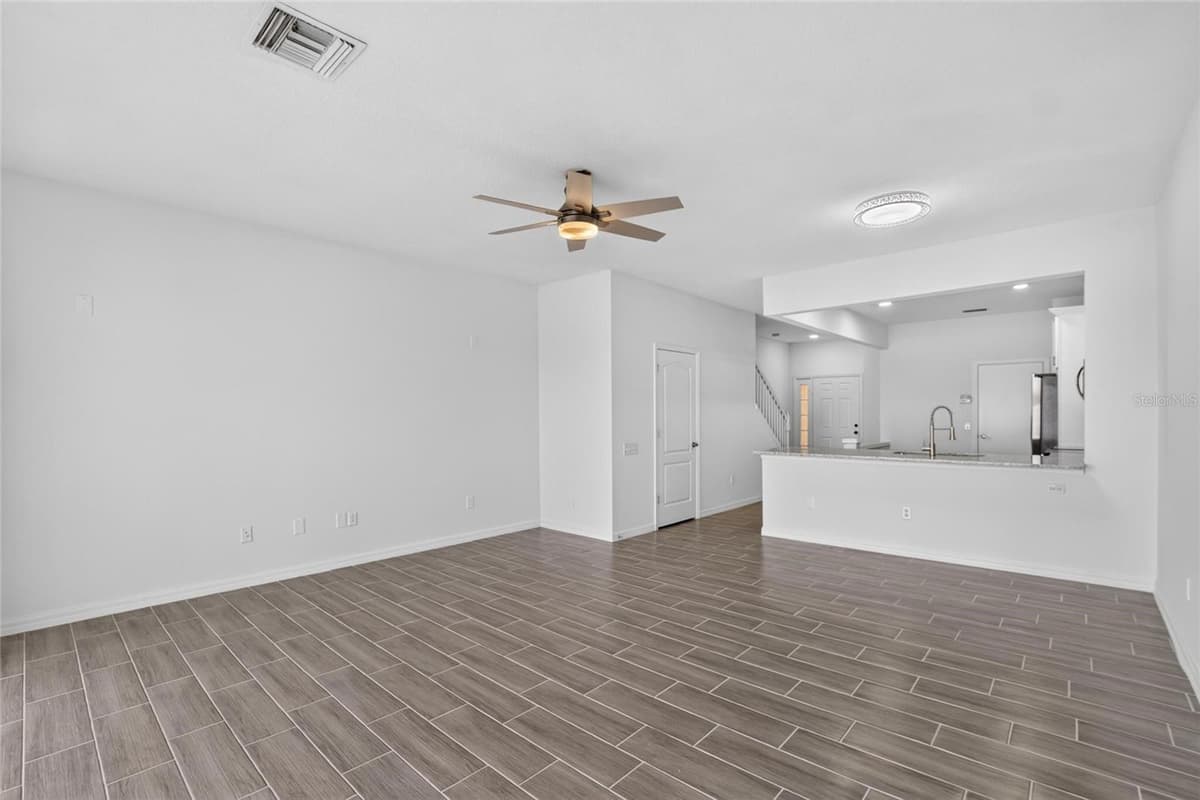 4746 POND RIDGE DRIVE — photo 6 of 30
