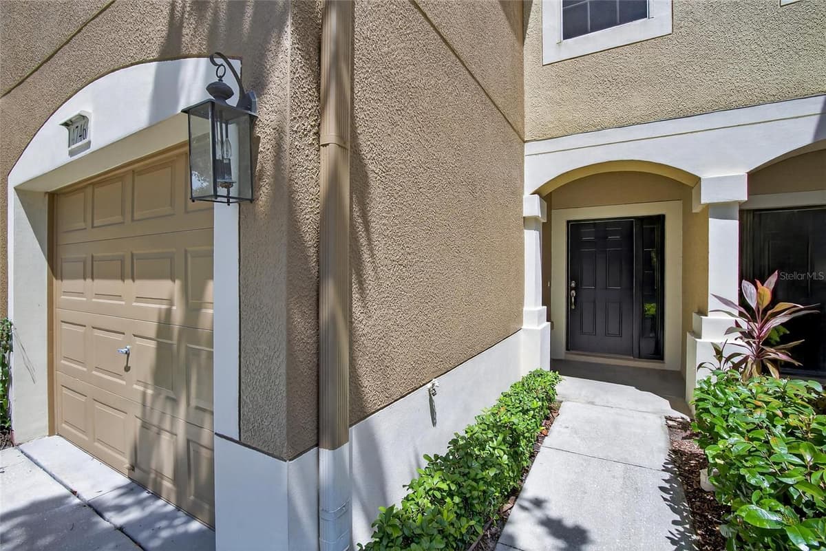 4746 POND RIDGE DRIVE — photo 2 of 30