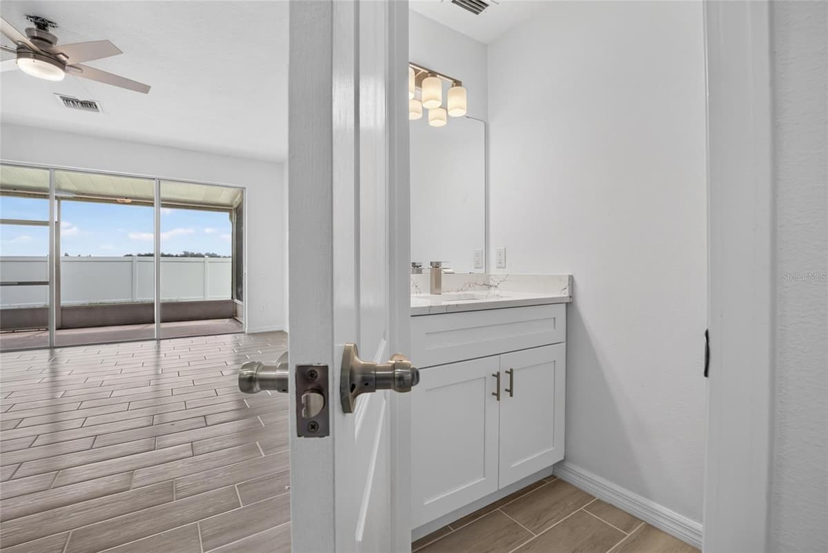 4746 POND RIDGE DRIVE — photo 11 of 30