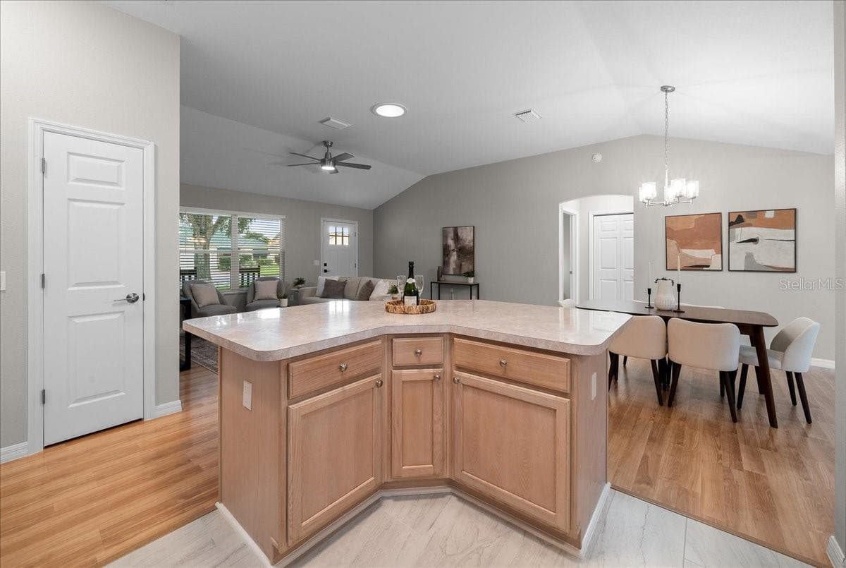 3048 GLENWOOD PLACE — photo 36 of 87