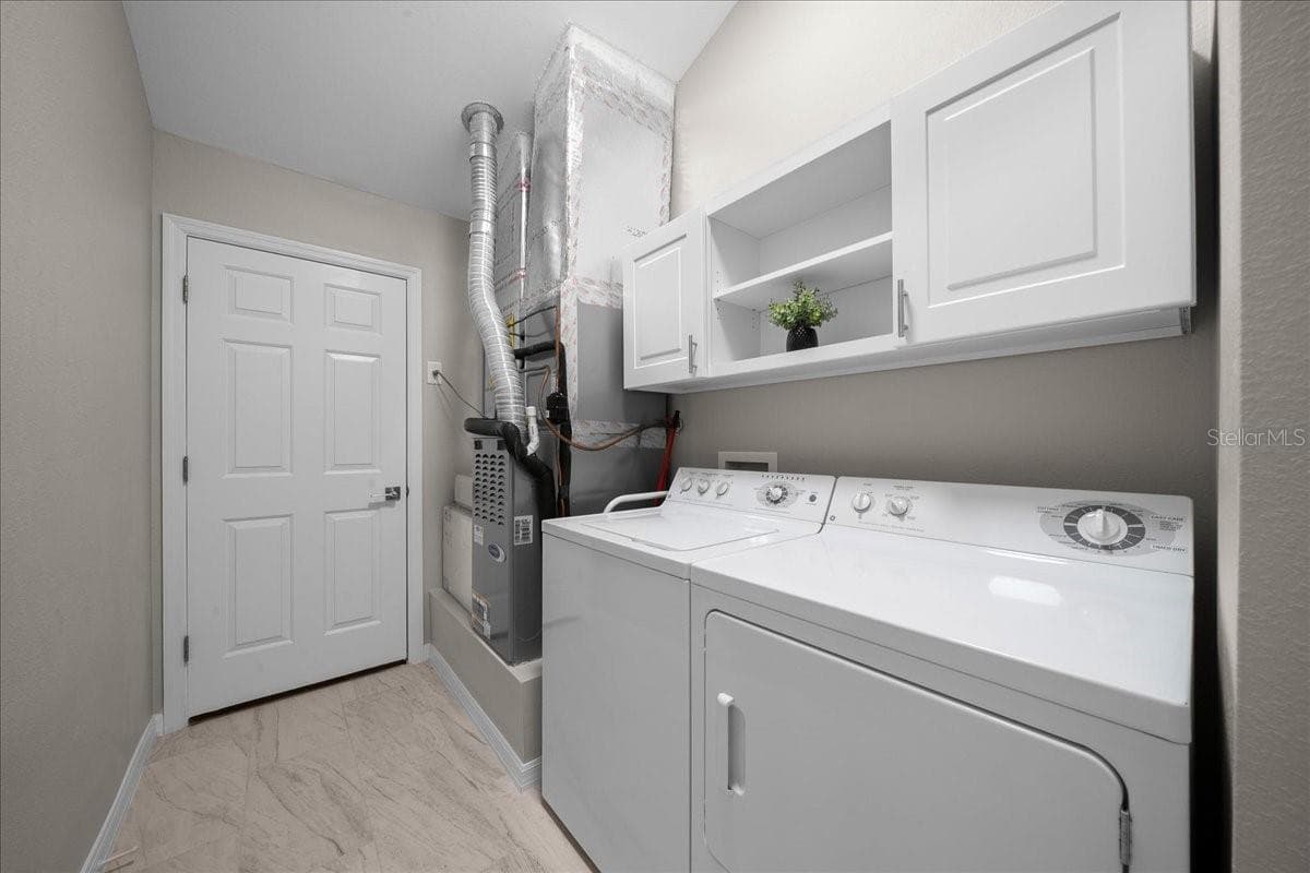 3048 GLENWOOD PLACE — photo 39 of 87