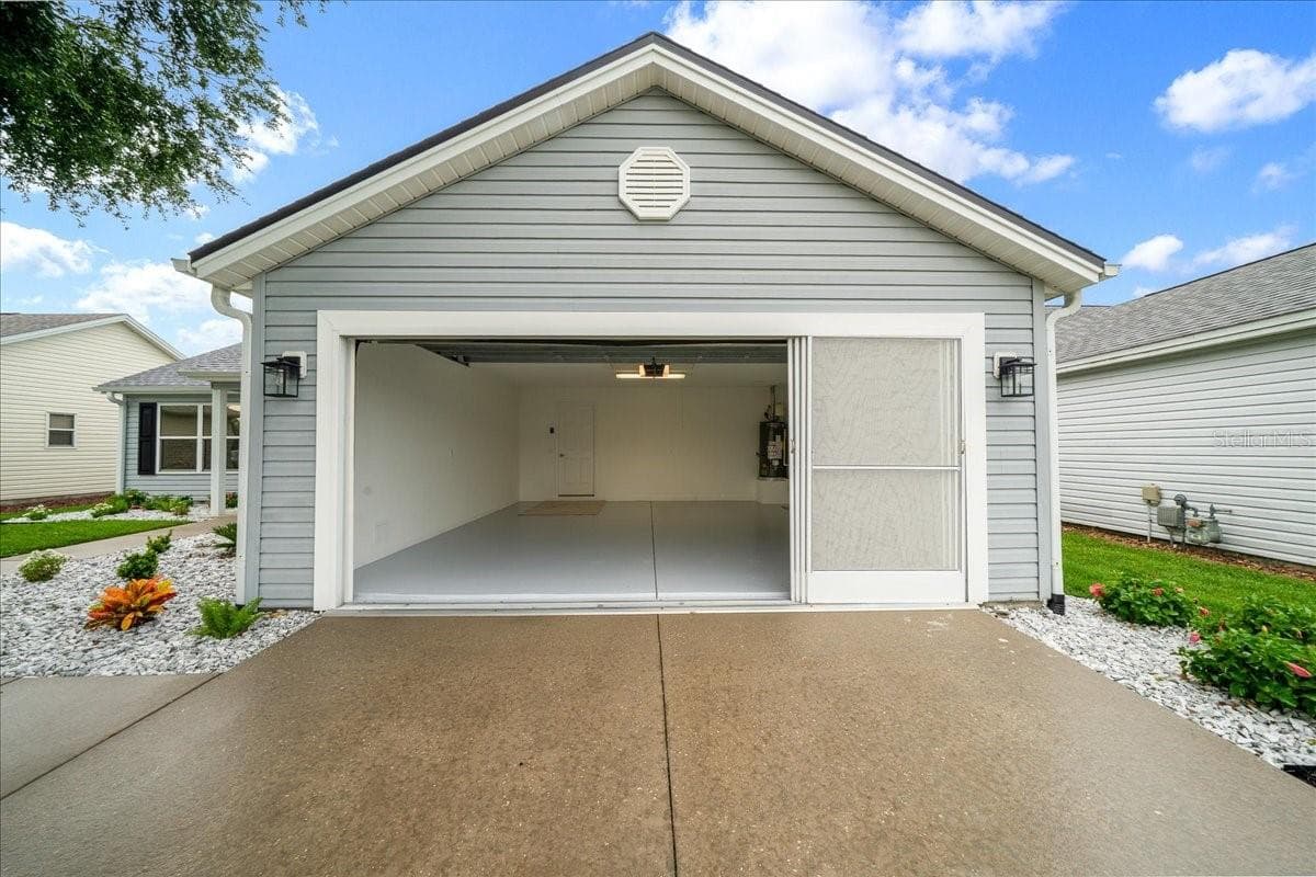 3048 GLENWOOD PLACE — photo 11 of 87