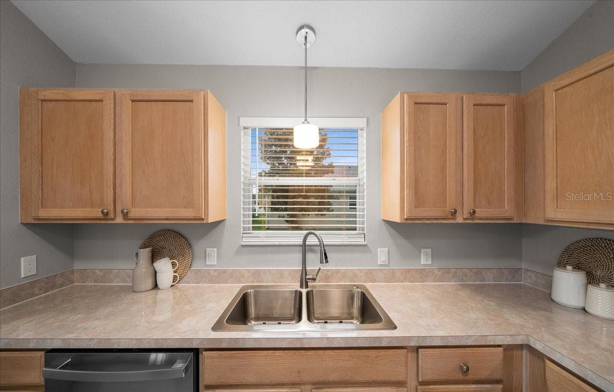 3048 GLENWOOD PLACE — photo 34 of 87