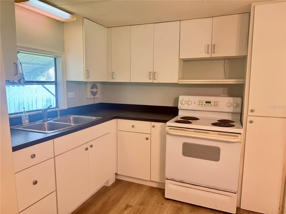 00 FREMONT LANE — photo 4 of 47