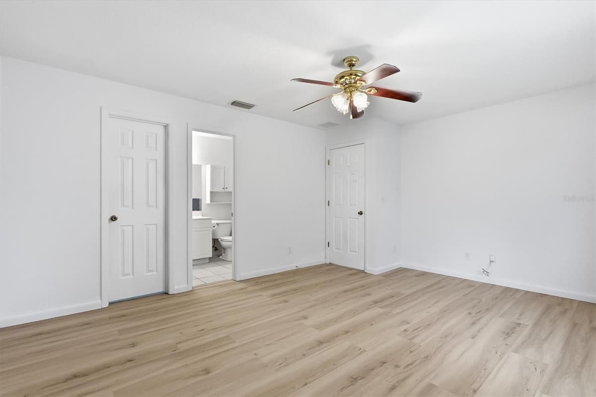 4700 129TH PLACE — photo 19 of 44