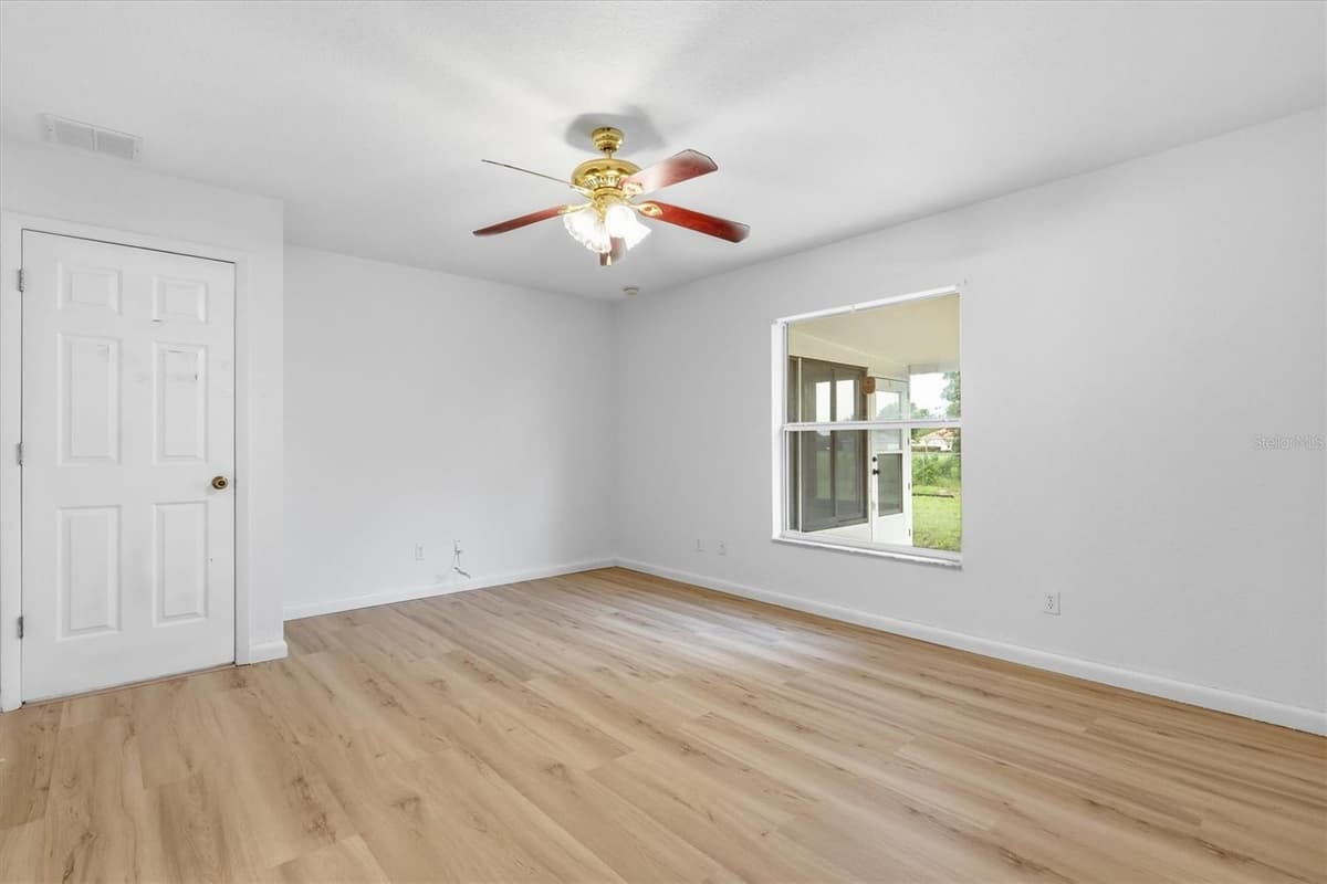 4700 129TH PLACE — photo 18 of 44