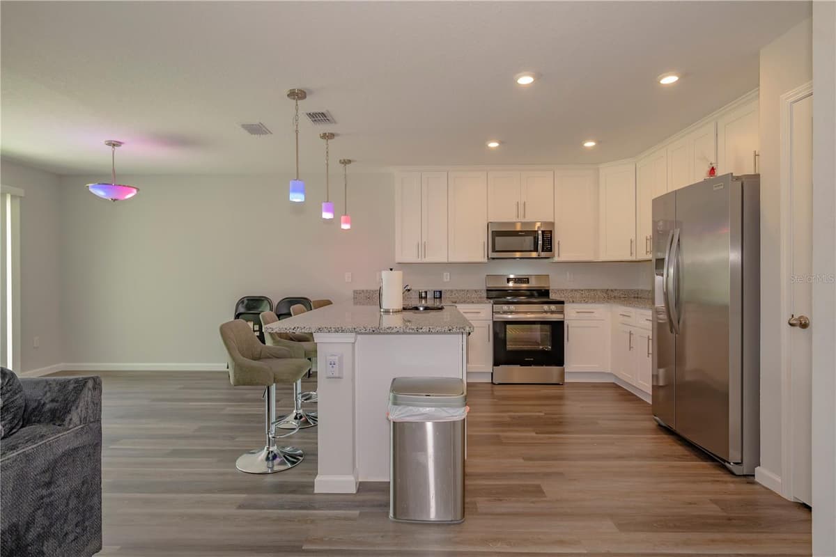 805 TURTLE CREEK DRIVE — photo 10 of 26