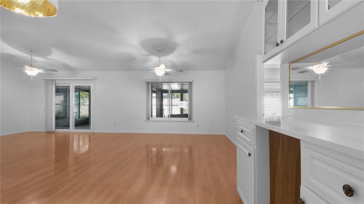 3744 GATEWOOD DRIVE — photo 7 of 26