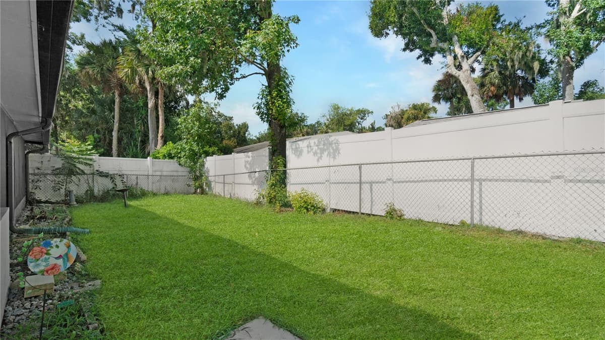 3744 GATEWOOD DRIVE — photo 23 of 26