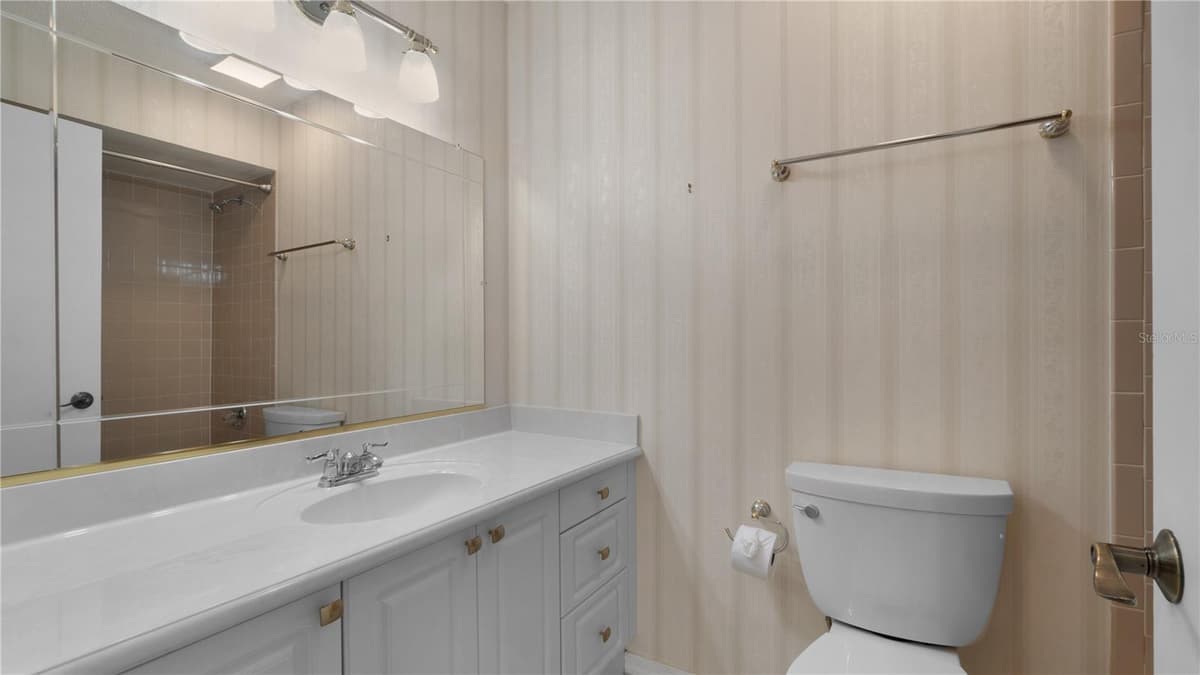 3744 GATEWOOD DRIVE — photo 16 of 26