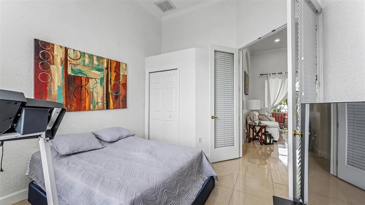 6726 HARTSWORTH DRIVE — photo 42 of 75