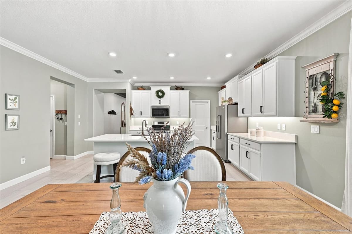 5231 WINDY GROVE DRIVE — photo 15 of 58
