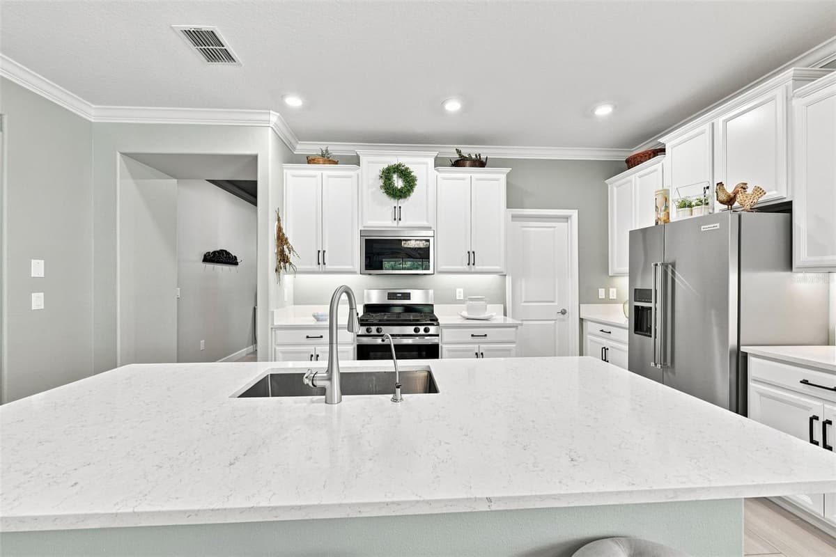 5231 WINDY GROVE DRIVE — photo 11 of 58