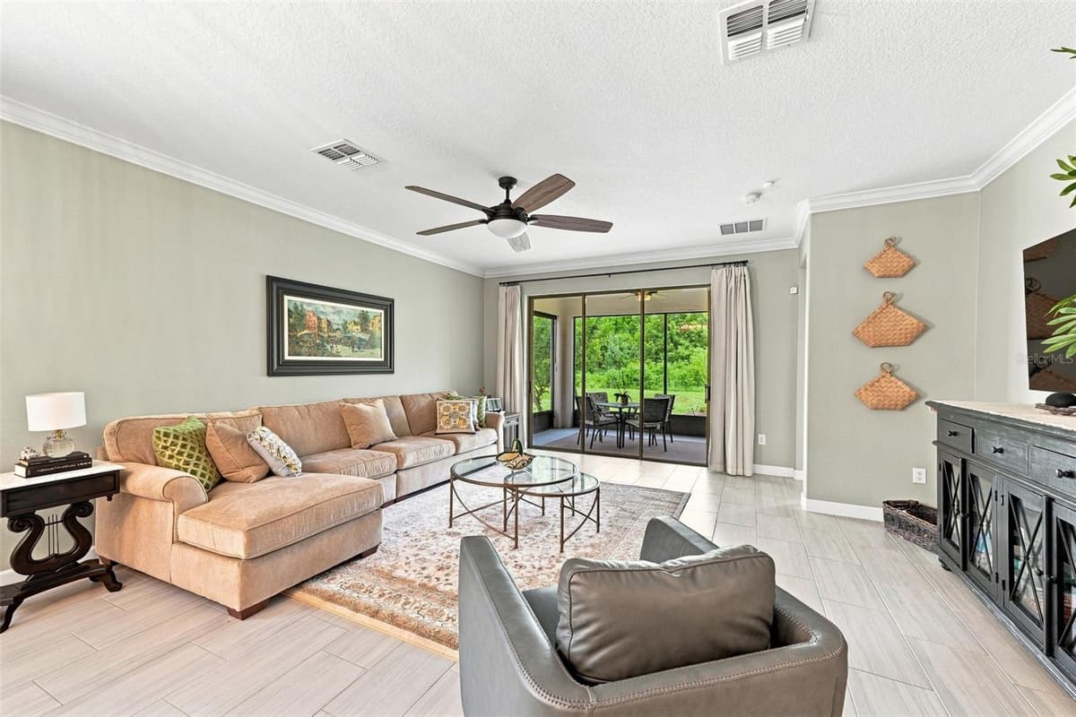 5231 WINDY GROVE DRIVE — photo 18 of 58