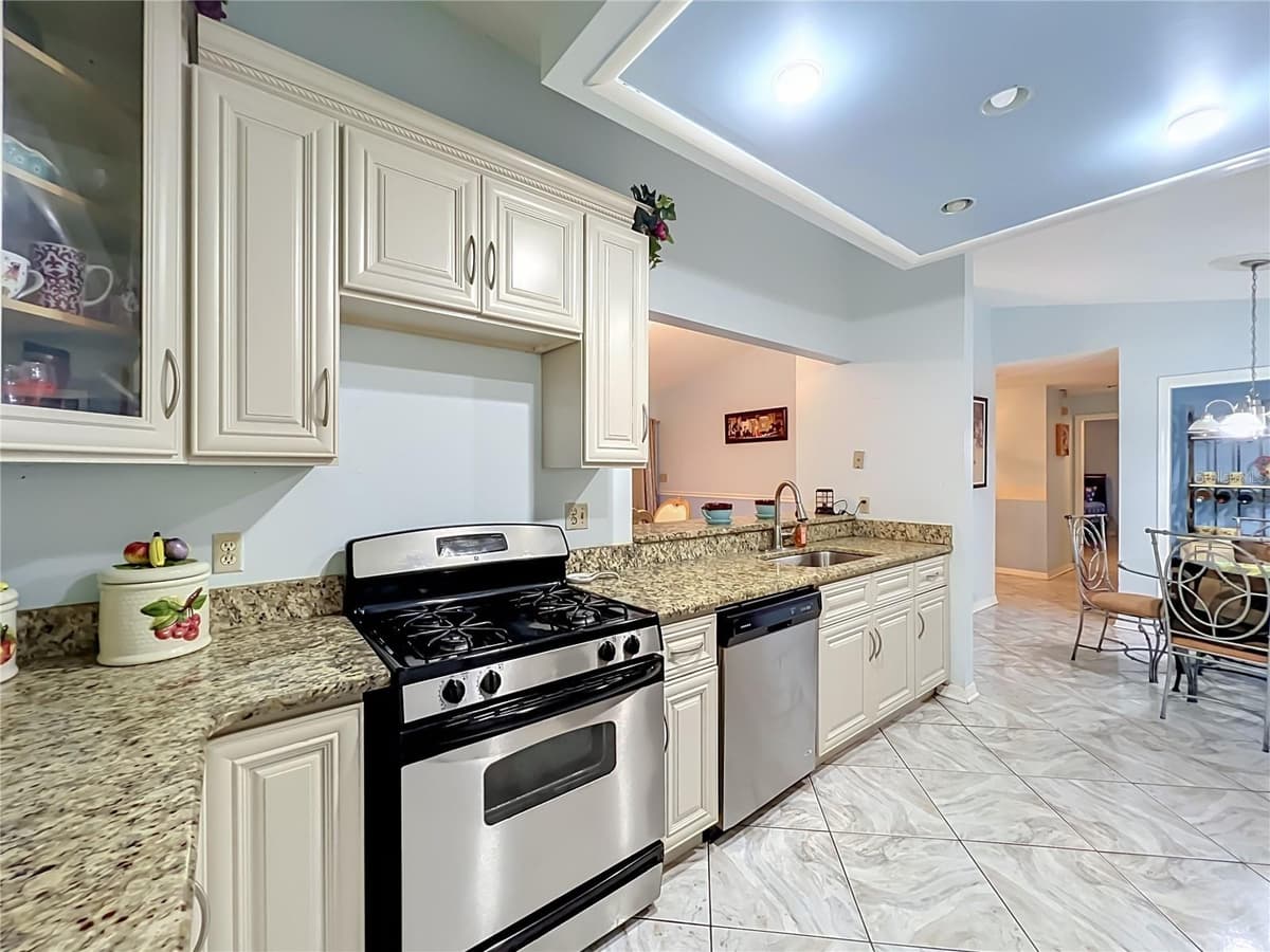 9216 AMITY COURT — photo 27 of 80