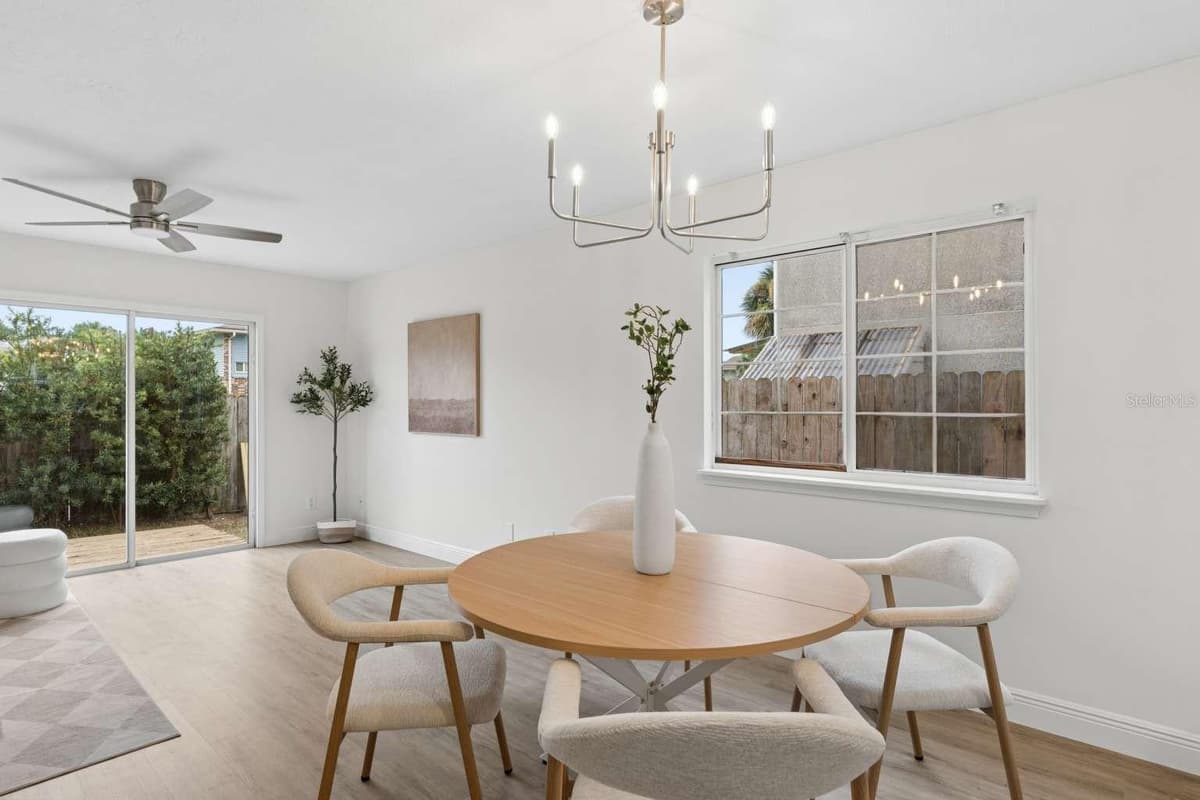 635 6TH AVENUE — photo 7 of 25